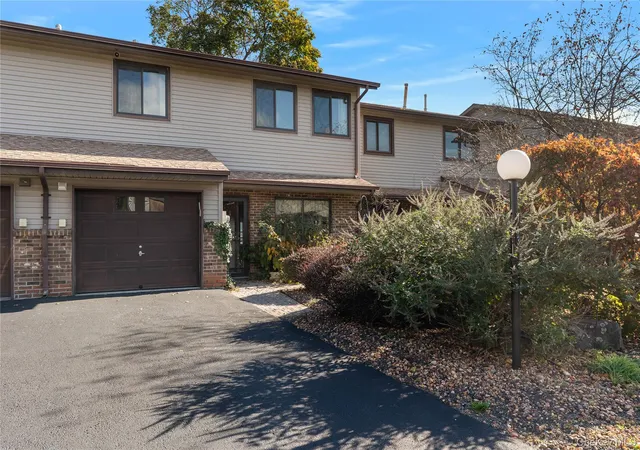 713-hewitt-ln-new-windsor-ny-12553/hzid_b6b03df6