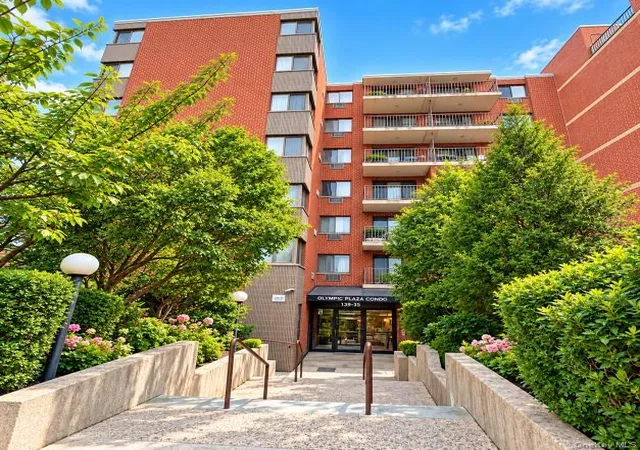 139-35-35th-avenue-4c-new-york-ny-11354/hzid_ebcb4b9a