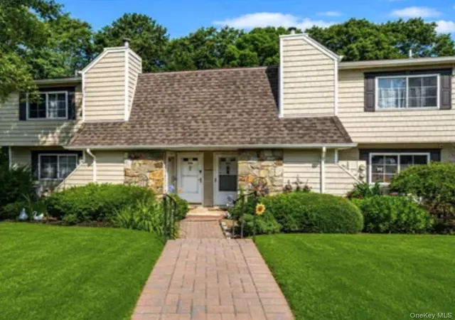 186-lake-point-cir-186-brookhaven-ny-11953/hzid_e3c209df