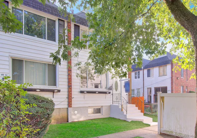 149-55-258th-street-new-york-ny-11422/hzid_52d33ec7