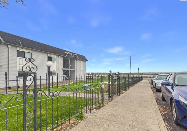 2401-w-canal-dr-9c-kennewick-wa-99336/hzid_061180ef