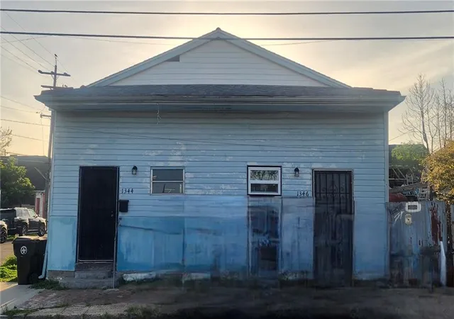 1344-1346-annette-st-new-orleans-la-70116/hzid_6b71f67a