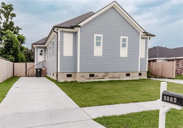 8532-regiment-dr-chalmette-la-70043/hzid_04074224