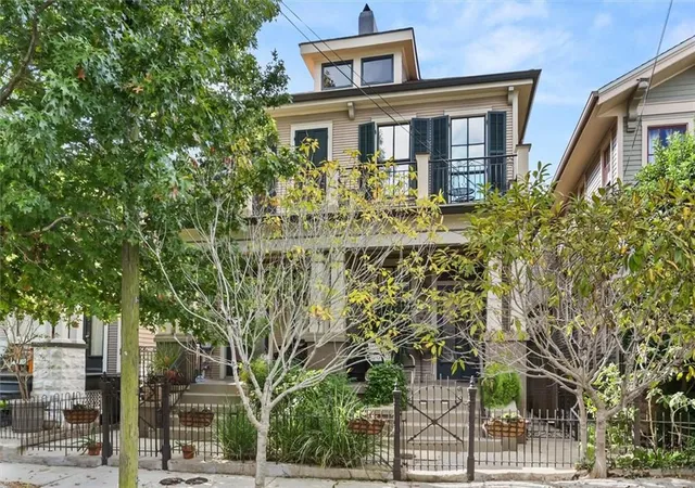 1132-34-st-andrew-st-new-orleans-la-70113/hzid_cae3dbd0