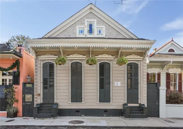 822-governor-nicholls-st-4-new-orleans-la-70116/hzid_7692c101