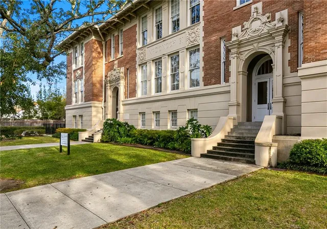 800-n-rendon-st-402-new-orleans-la-70119/hzid_abafc91e