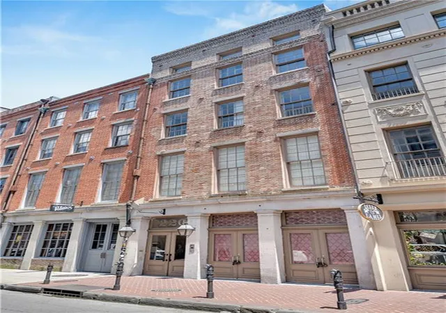 220-decatur-st-405-new-orleans-la-70130/hzid_57e10da0