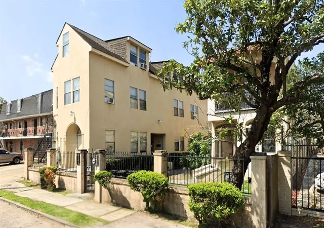 2127-carondelet-st-new-orleans-la-70130/hzid_abf1e8fe