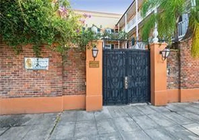 740-esplanade-ave-23-new-orleans-la-70116/hzid_93e3f3e4