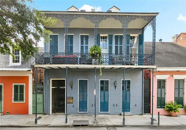 718-barracks-st-4-new-orleans-la-70116/hzid_9c8837ac