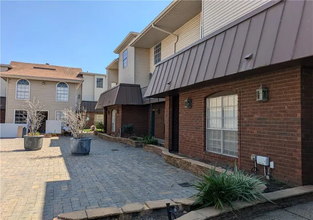 2509-giuffrias-ave-621-metairie-la-70001/hzid_fe4357fb