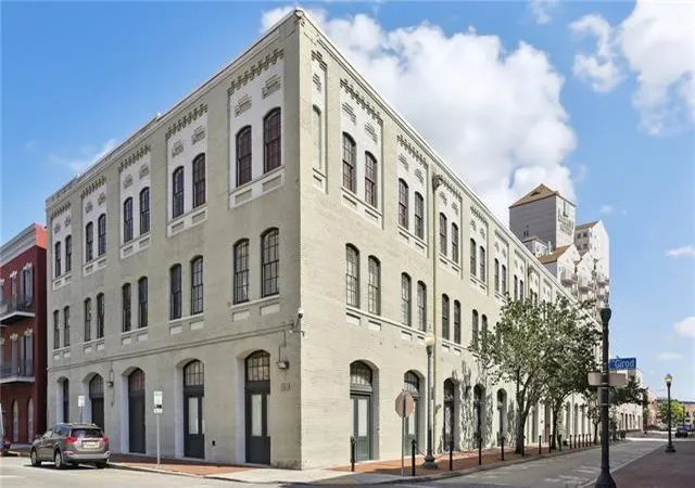 700-commerce-st-216-new-orleans-la-70130/hzid_1be2b39a