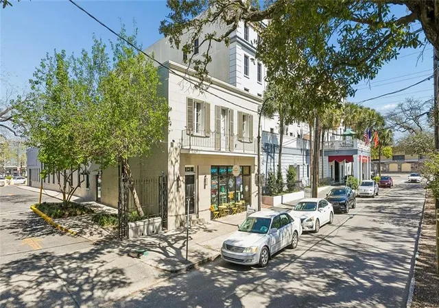 427-esplanade-ave-101-new-orleans-la-70116/hzid_fada6aca