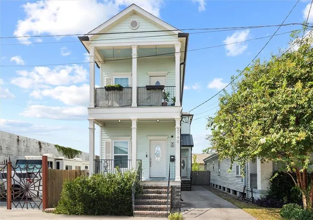 2740-42-conti-st-new-orleans-la-70119/hzid_88d54cba