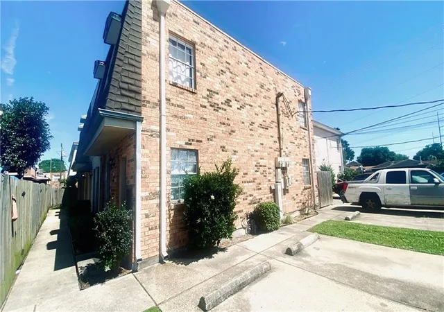 2117-giuffrias-ave-20-metairie-la-70001/hzid_37686608
