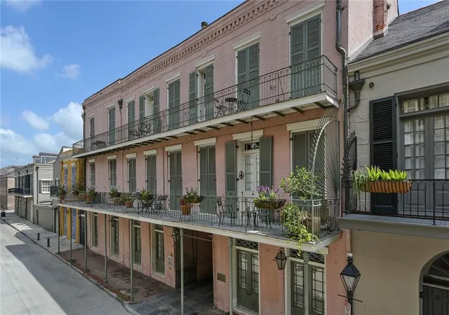 525-governor-nicholls-st-202-3-new-orleans-la-70116/hzid_7975b945