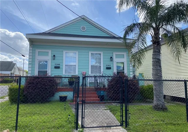 2200-02-annette-st-new-orleans-la-70119/hzid_eccdee9a