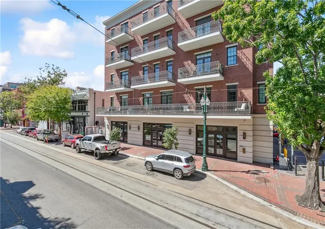731-st-charles-ave-301-new-orleans-la-70130/hzid_272d9cad