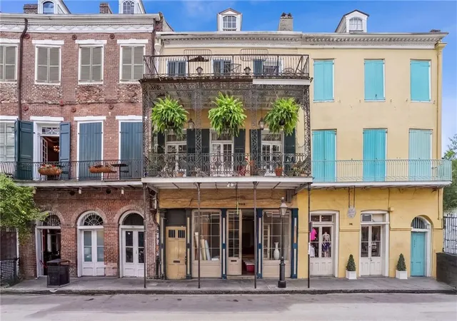 534-chartres-st-4-new-orleans-la-70130/hzid_e5ee6c1c