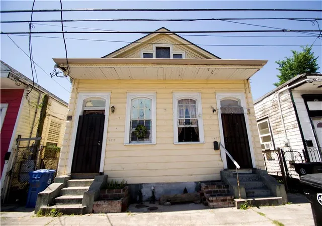 1420-port-st-new-orleans-la-70117/hzid_903881e3