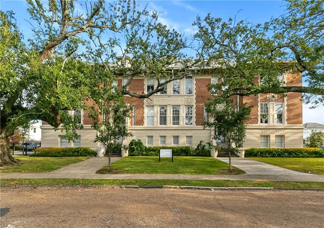 800-n-rendon-st-102-new-orleans-la-70119/hzid_1a02f915