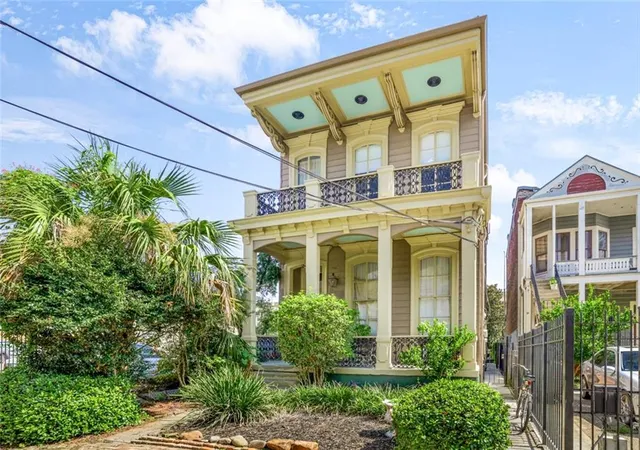 1525-clio-st-5-new-orleans-la-70130/hzid_cbcb6663
