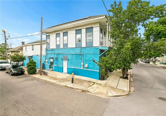 2000-dumaine-st-new-orleans-la-70116/hzid_92bb1c6b
