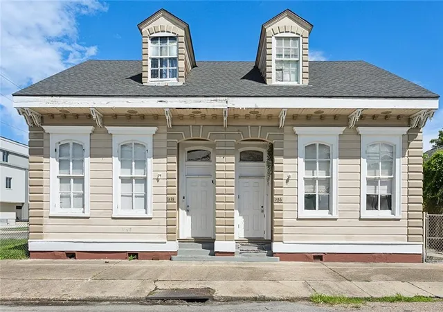 1436-n-villere-st-new-orleans-la-70116/hzid_73a32061