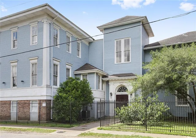 4716-annunciation-st-1e-new-orleans-la-70115/hzid_2ab95f72