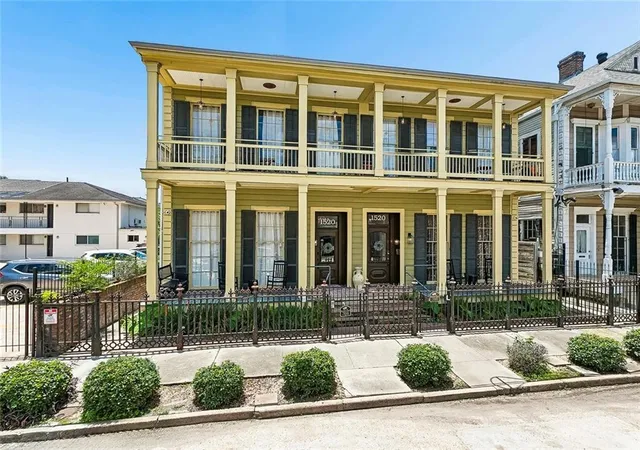 1520-st-mary-st-b-new-orleans-la-70130/hzid_1b684e4c