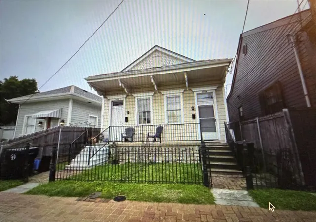 5209-11-tchoupitoulas-st-new-orleans-la-70115/hzid_0507b47e