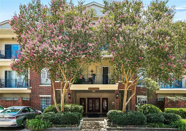 800-rue-burgundy-st-123-metairie-la-70005/hzid_e983db22