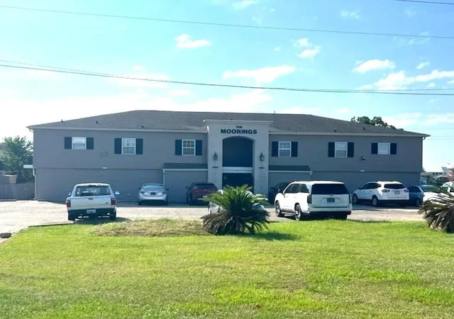 4854-pontchartrain-dr-17-slidell-la-70458/hzid_9d37c943