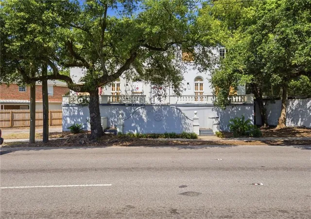 7200-s-claiborne-ave-new-orleans-la-70125/hzid_48dd6a06