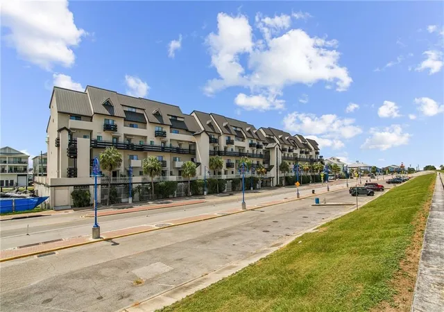 7300-lakeshore-dr-15-new-orleans-la-70124/hzid_73975c06