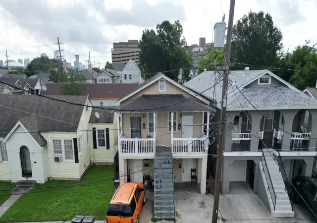 2625-robert-st-new-orleans-la-70115/hzid_bd48158e