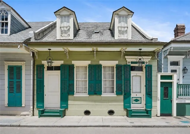 1019-royal-st-5-new-orleans-la-70116/hzid_2c421c06