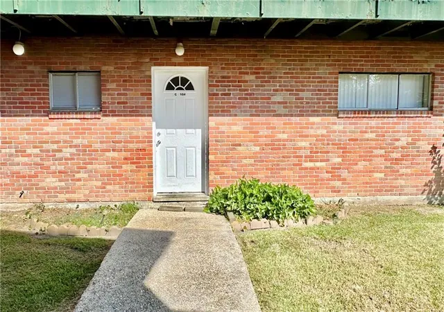 3838-pontchartrain-dr-c-104-slidell-la-70458/hzid_19ff8401