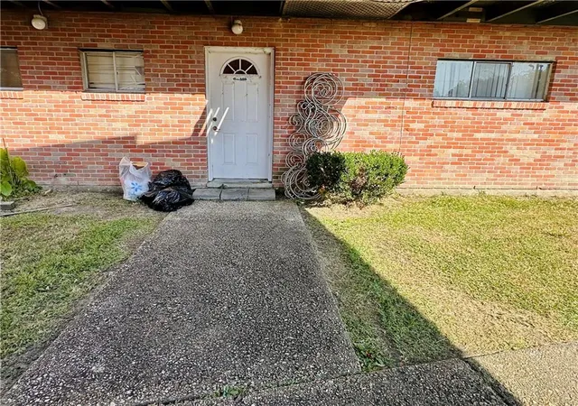 3838-pontchartrain-dr-c-108-slidell-la-70458/hzid_4d1bdf73
