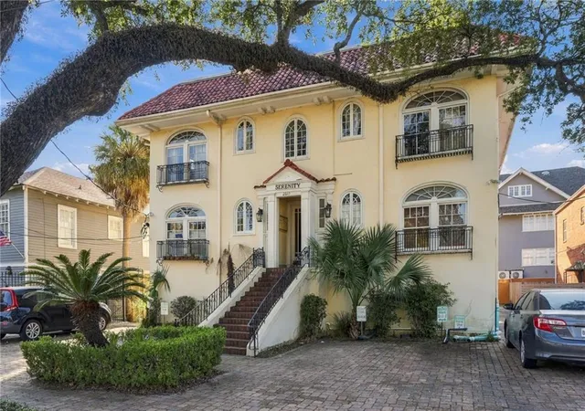 2615-s-carrollton-ave-j-new-orleans-la-70118/hzid_3bbd474d