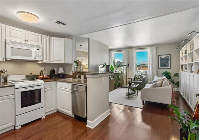 1205-st-charles-ave-403-new-orleans-la-70130/hzid_4ce0961a