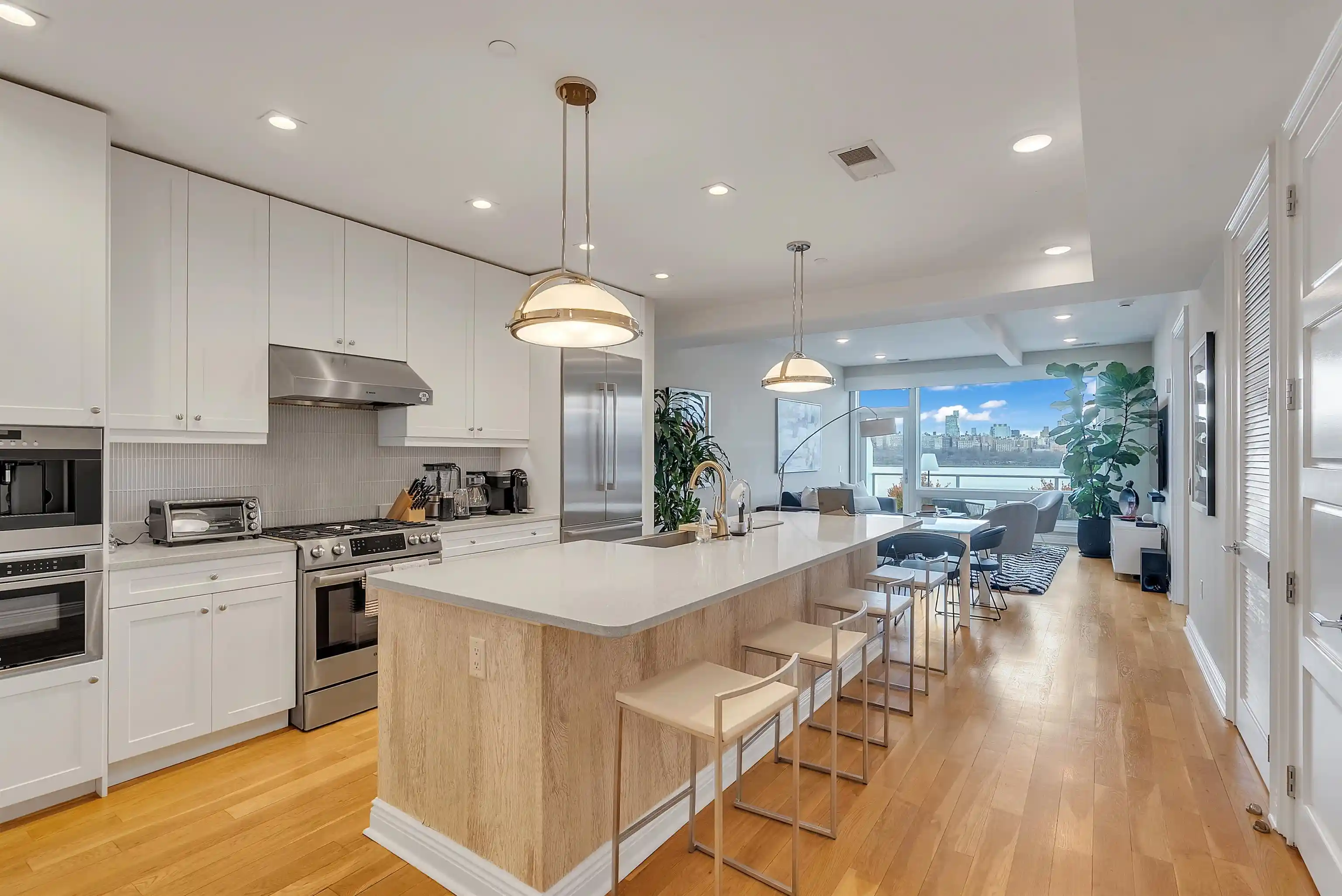 9-somerset-lane-617-edgewater-nj-07093/hzid_a5f38574