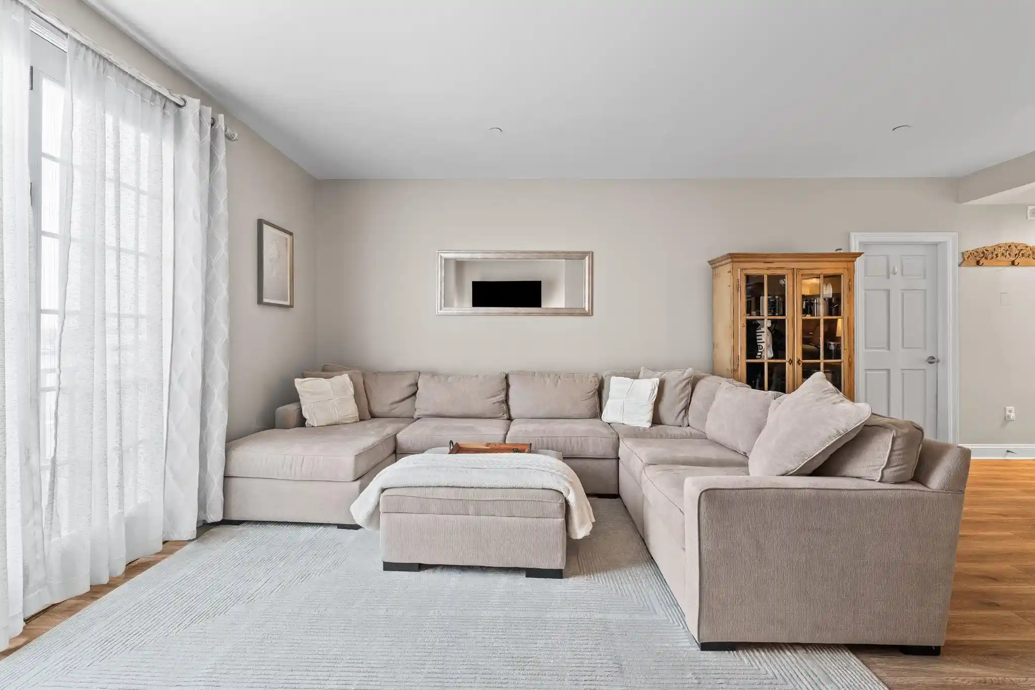100-shearwater-ct-east-31-jc-greenville-nj-07305/hzid_221e1b05