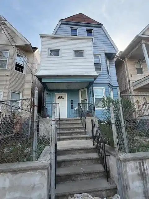 223-claremont-ave-jersey-city-nj-07305/hzid_9a29a10e