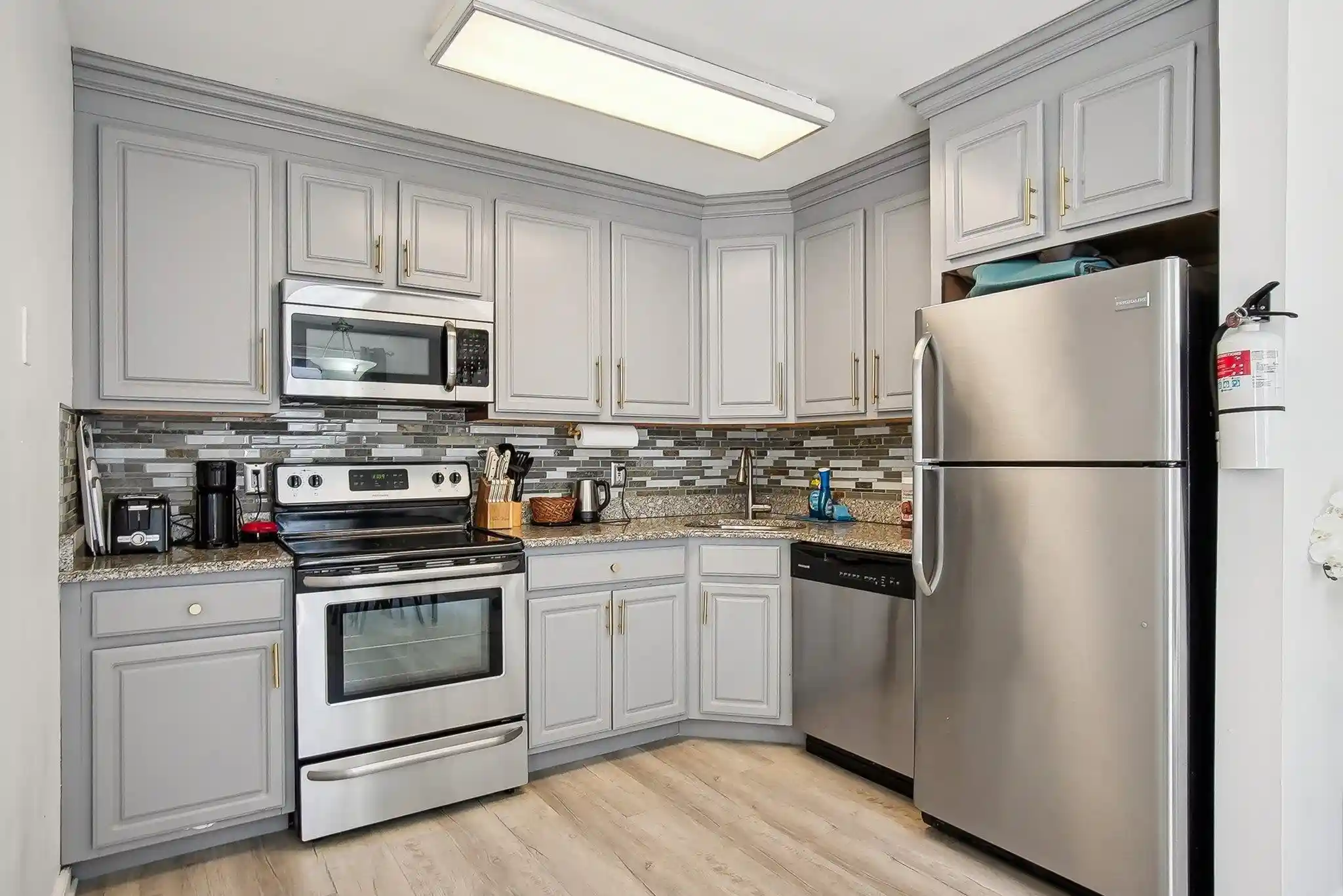 416-68th-street-11-guttenberg-nj-07093/hzid_c626cf98