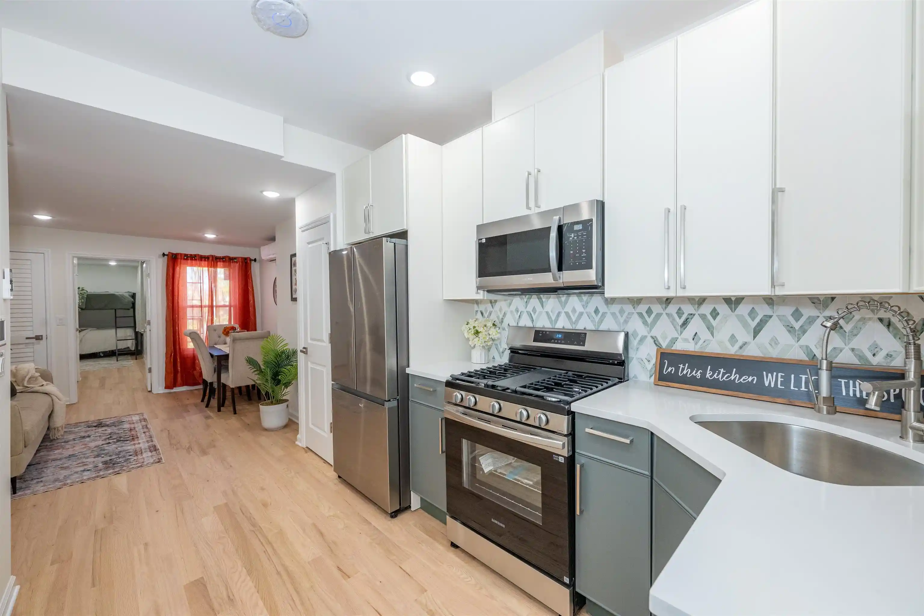 38-zabriskie-st-3r-jersey-city-nj-07307/hzid_7e312112