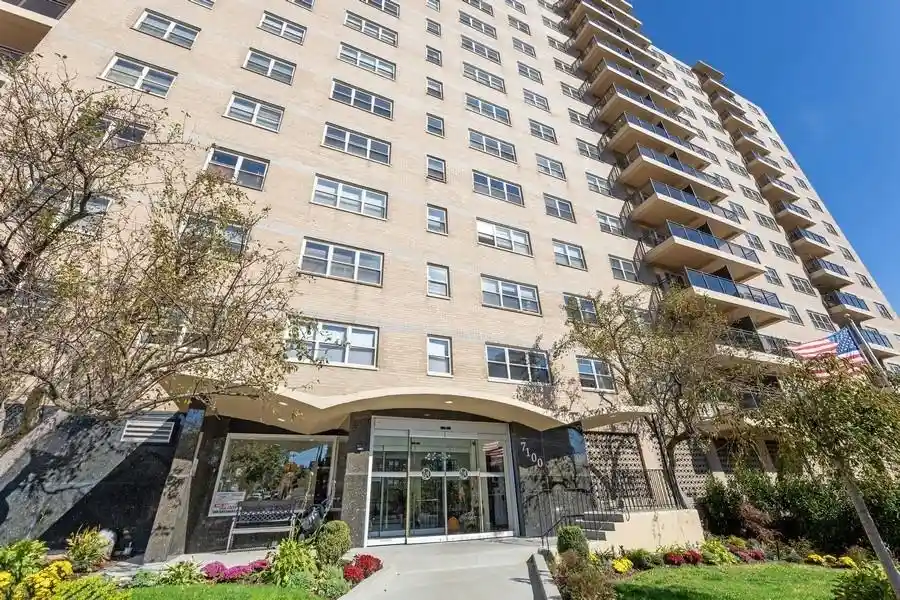 7100-boulevard-e-10e-guttenberg-nj-07093/hzid_2dc3a348