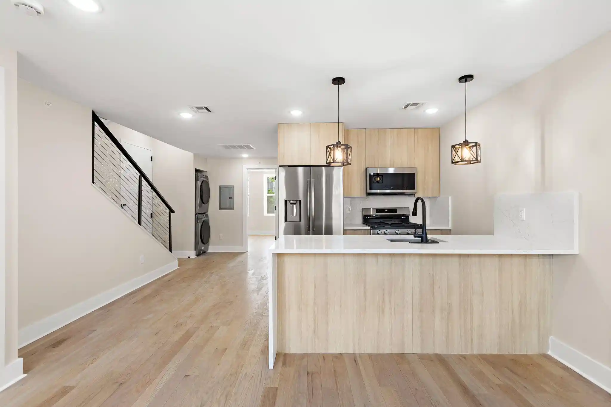 161a-new-york-ave-c-jersey-city-nj-07307/hzid_c8e4aa5b