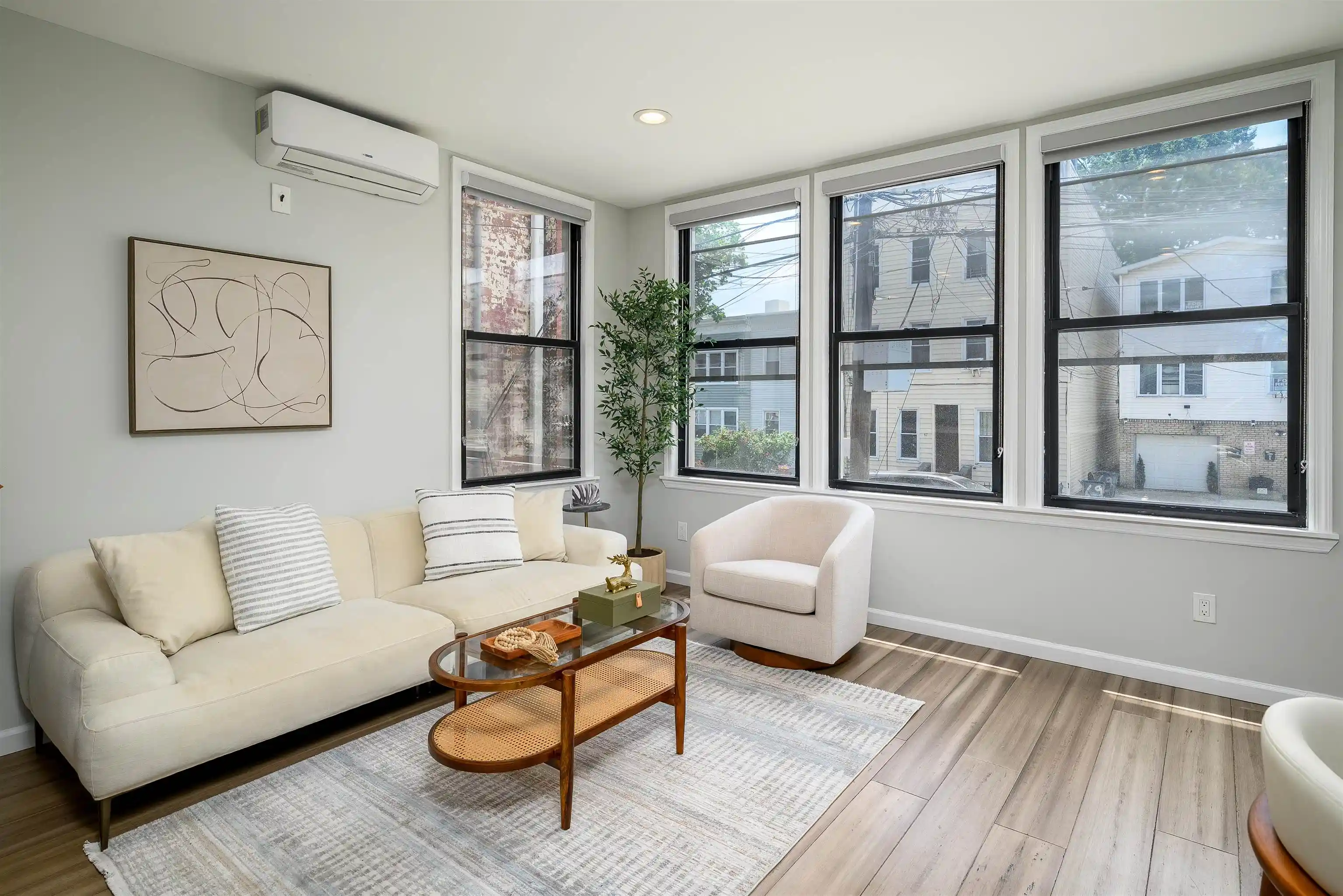 70-bowers-st-2-jersey-city-nj-07307/hzid_2226414e