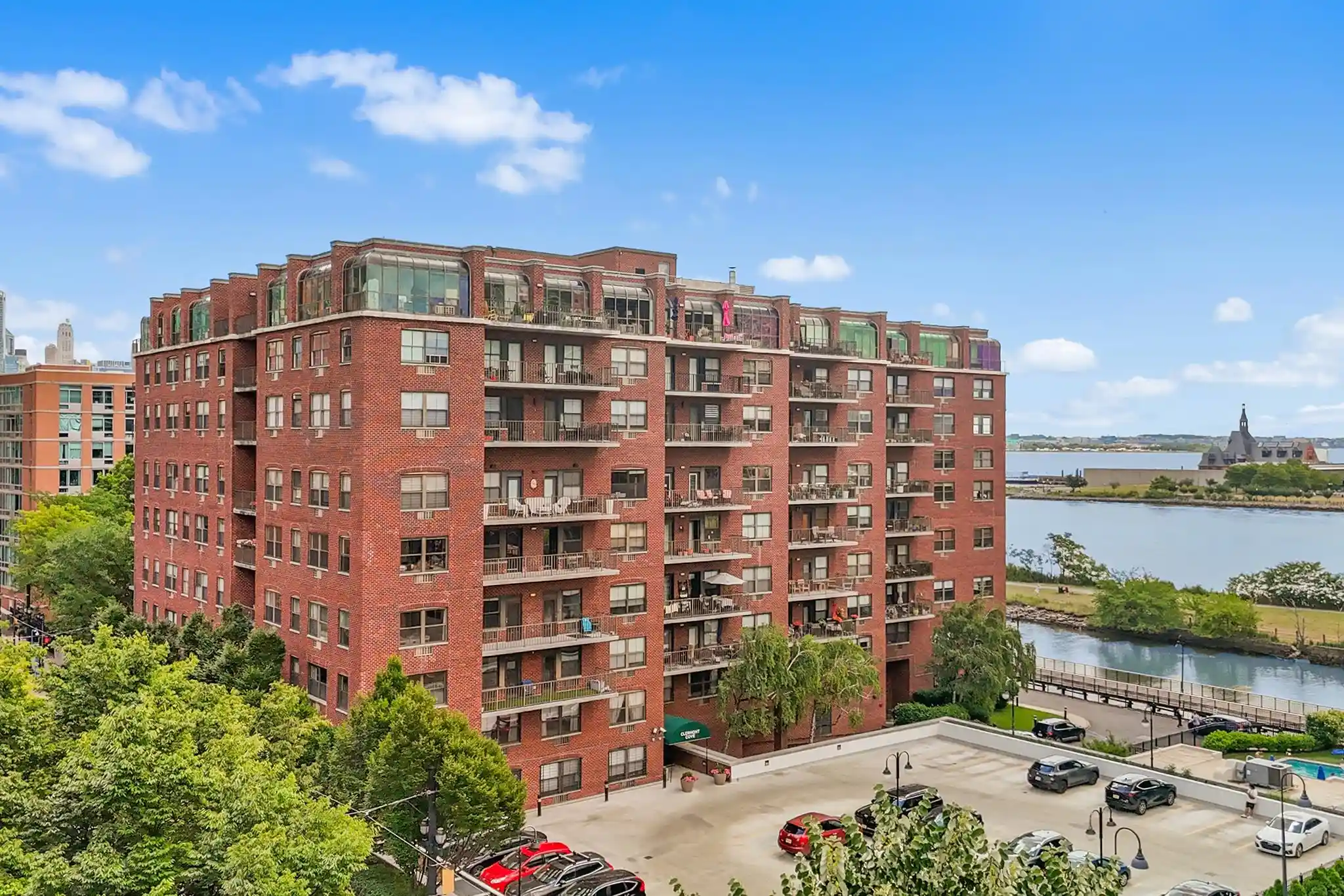 1-greene-st-511-jersey-city-nj-07302/hzid_247ea61a